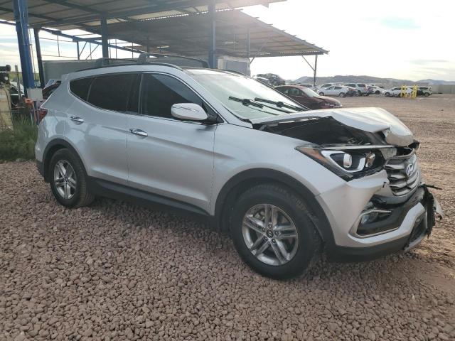 5XYZU3LB9JG503483 - 2018 HYUNDAI SANTA FE S SILVER photo 4