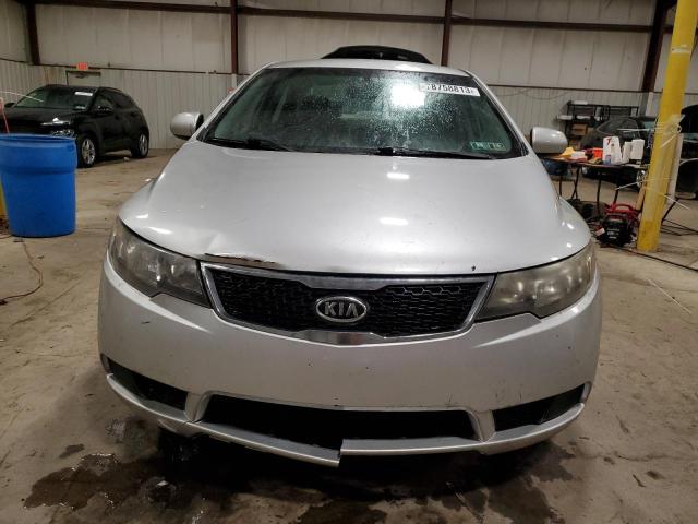 KNAFT4A24B5355801 - 2011 KIA FORTE LX SILVER photo 5