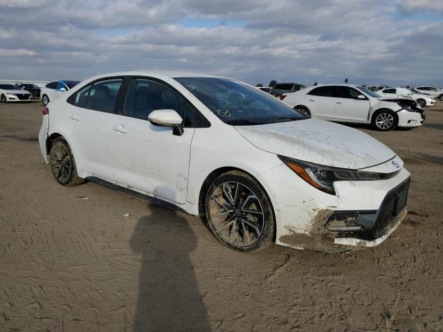 5YFS4RCE4LP046403 - 2020 TOYOTA COROLLA SE WHITE photo 4