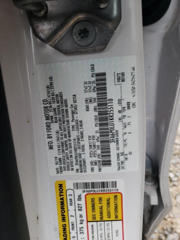 3FA6P0LU1KR255110 - 2019 FORD FUSION SE WHITE photo 12