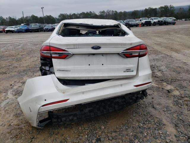 3FA6P0LU1KR255110 - 2019 FORD FUSION SE WHITE photo 6