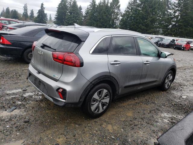 KNDCB3LC3N5540452 - 2022 KIA NIRO LX GRAY photo 3