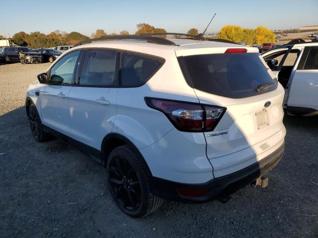 1FMCU9GD3JUD22636 - 2018 FORD ESCAPE SE WHITE photo 2