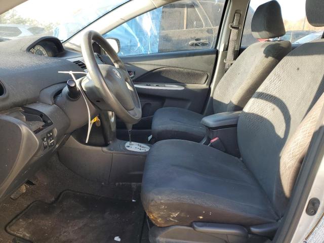 JTDBT923781296281 - 2008 TOYOTA YARIS SILVER photo 7