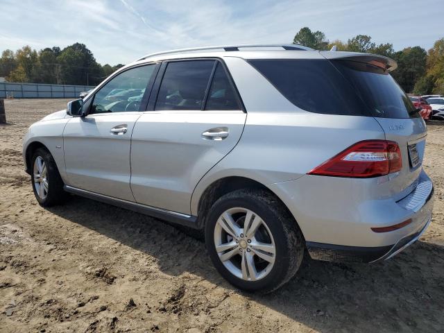 4JGDA5HB7CA005000 - 2012 MERCEDES-BENZ ML 350 4MATIC SILVER photo 2