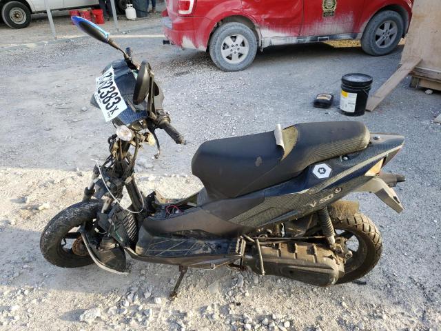 L5YTCKAW8H1161553 - 2017 OTHER SCOOTER BLACK photo 10