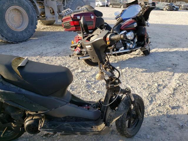 L5YTCKAW8H1161553 - 2017 OTHER SCOOTER BLACK photo 5