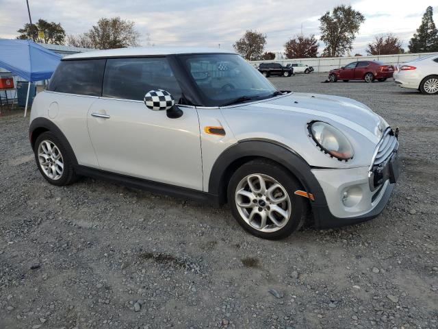 WMWXM5C57FT938895 - 2015 MINI COOPER SILVER photo 4