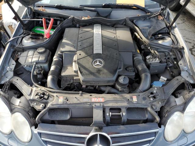 WDBTJ75J66F182764 - 2006 MERCEDES-BENZ CLK 500 SILVER photo 11