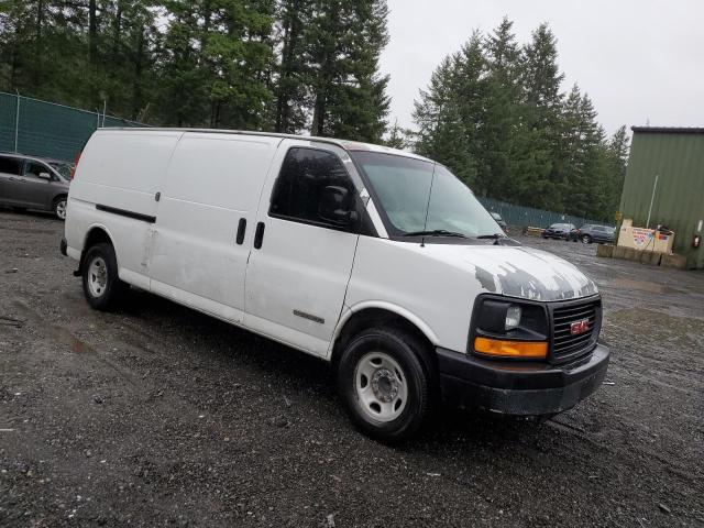 1GTGG29U831193458 - 2003 GMC SAVANA G2500 WHITE photo 4