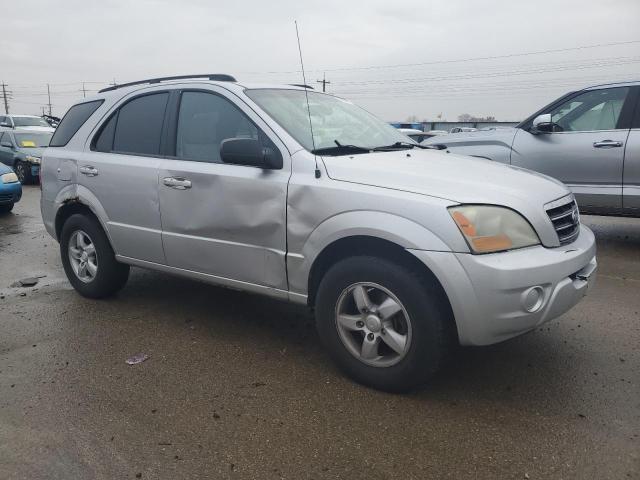 KNDJC735585793886 - 2008 KIA SORENTO EX SILVER photo 4