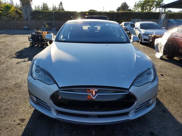 5YJSA1H13EFP56374 - 2014 TESLA MODEL S ვერცხლისფერი ფოტო 5