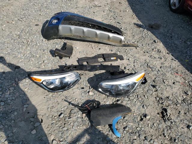 KNDJP3A50K7630039 - 2019 KIA SOUL + BLUE photo 13