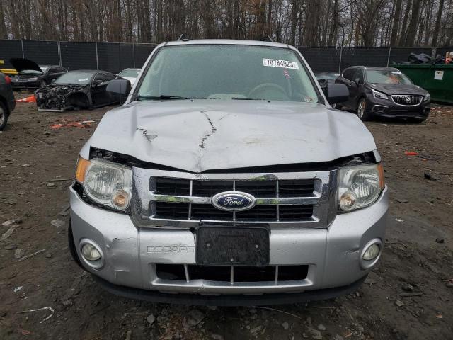 1FMCU0DG1CKC37464 - 2012 FORD ESCAPE XLT SILVER photo 5