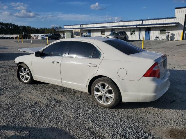 3FAHP0HG0CR321434 - 2012 FORD FUSION SE WHITE photo 2