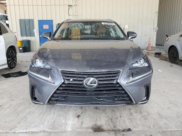 JTJYARBZ3J2087816 - 2018 LEXUS NX 300 BASE 银色 照片 5