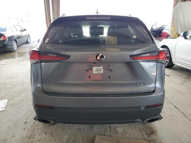 JTJYARBZ3J2087816 - 2018 LEXUS NX 300 BASE 银色 照片 6