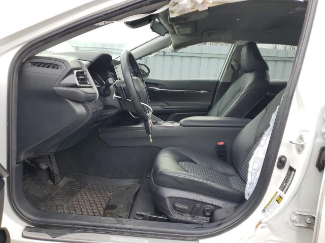 4T1G11AK7PU085564 - 2023 TOYOTA CAMRY SE NIGHT SHADE WHITE photo 7