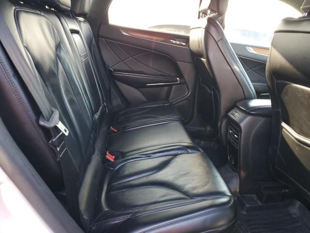 5LMTJ2DH4HUL34843 - 2017 LINCOLN MKC SELECT 白色 照片 11