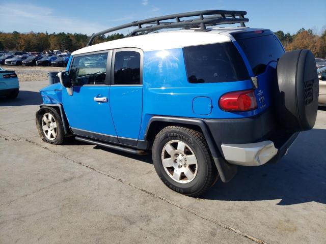 JTEBU11F38K014959 - 2008 TOYOTA FJ CRUISER BLUE photo 2