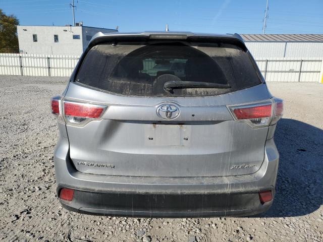 5TDJKRFH8FS074773 - 2015 TOYOTA HIGHLANDER XLE Plata foto 6