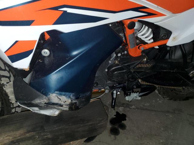 VBKTR6404PM861764 - 2023 KTM 890 ADVENTURE R Dwukolorowy zdjęcie 9