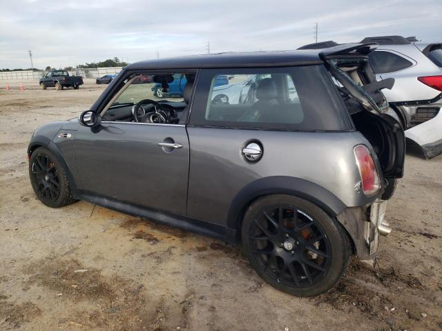 WMWRE33414TD80060 - 2004 MINI COOPER S GRAY photo 2