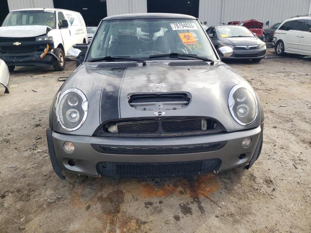 WMWRE33414TD80060 - 2004 MINI COOPER S GRAY photo 5