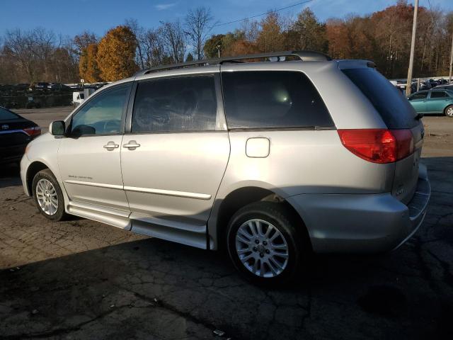 5TDZK22C99S282931 - 2009 TOYOTA SIENNA XLE SILVER photo 2