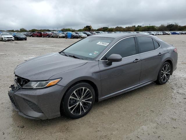 4T1B11HK9JU645981 - 2018 TOYOTA CAMRY L SILVER photo 1