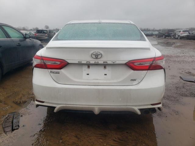 4T1G11AK5LU939056 - 2020 TOYOTA CAMRY SE WHITE photo 6