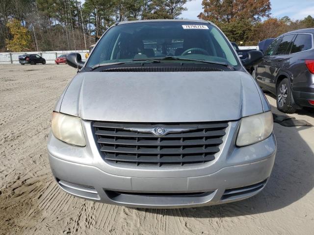 1C4GP45RX5B388133 - 2005 CHRYSLER TOWN & COU ლურჯი ფოტო 5