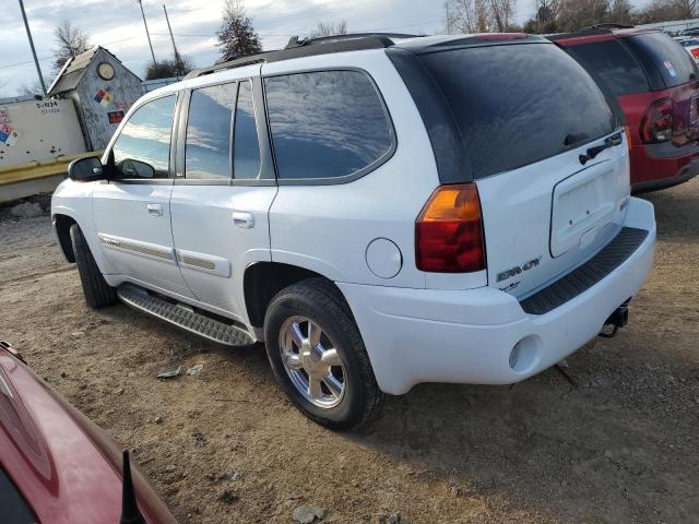 1GKDT13S052371395 - 2005 GMC ENVOY WHITE photo 2