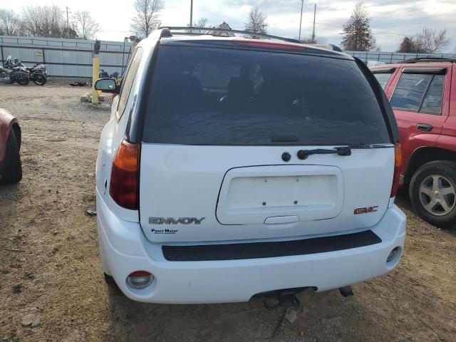 1GKDT13S052371395 - 2005 GMC ENVOY WHITE photo 6