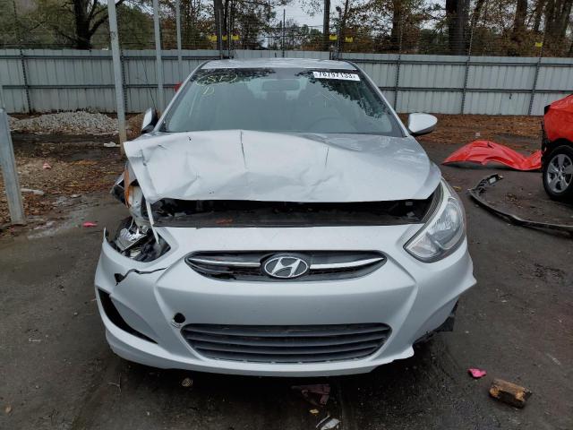 KMHCT4AE2GU059331 - 2016 HYUNDAI ACCENT SE SILVER photo 5