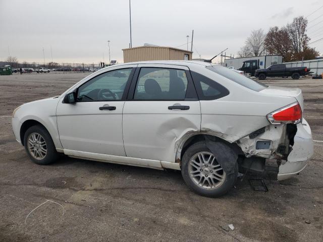 1FAHP35NX9W204566 - 2009 FORD FOCUS SE WHITE photo 2