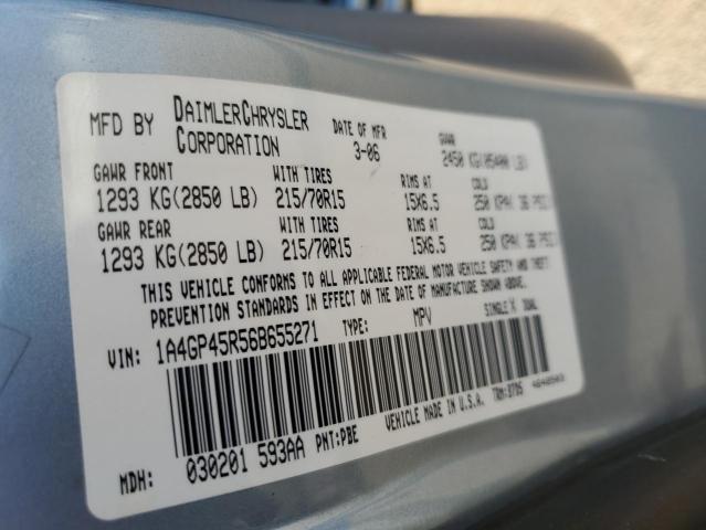 1A4GP45R56B655271 - 2006 CHRYSLER TOWN & COU ლურჯი ფოტო 13