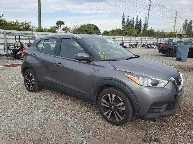 3N1CP5CV6LL501367 - 2020 NISSAN KICKS SV GRAY photo 4