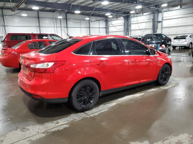 1FAHP3H21CL357704 - 2012 FORD FOCUS SEL RED photo 3