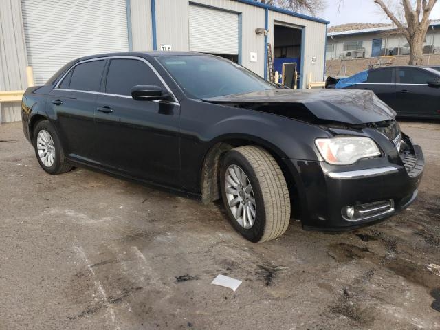 2C3CCAAG4DH551463 - 2013 CHRYSLER 300 BLACK photo 4