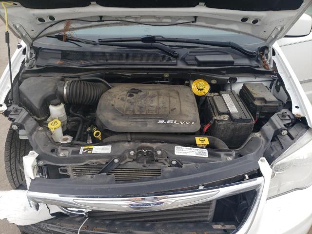 2C4RC1BG5GR240014 - 2016 CHRYSLER TOWN & COU TOURING WHITE photo 12