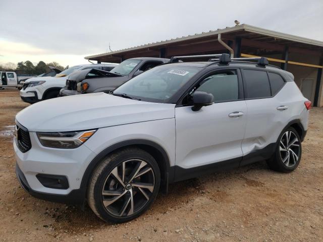 YV4162UM9N2750596 - 2022 VOLVO XC40 T5 R-DESIGN SILVER photo 1