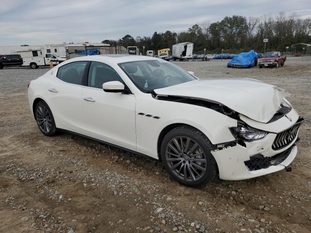 ZAM57XSAXJ1269386 - 2018 MASERATI GHIBLI WHITE photo 4