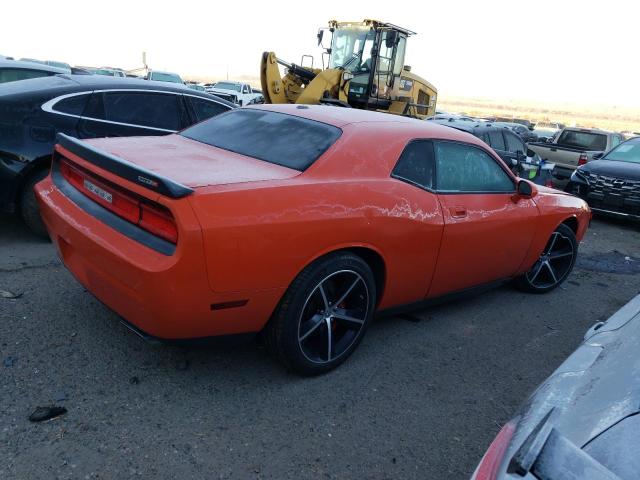 2B3LJ74W78H291249 - 2008 DODGE CHALLENGER SRT-8 ORANGE photo 3