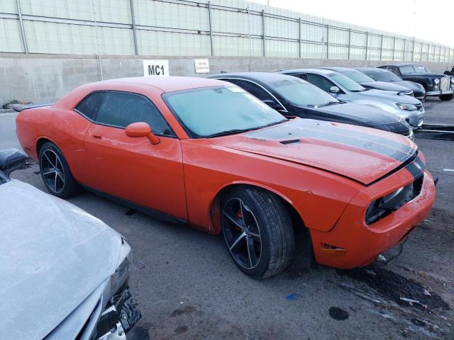 2B3LJ74W78H291249 - 2008 DODGE CHALLENGER SRT-8 ORANGE photo 4