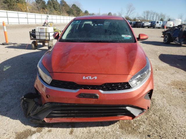 3KPF24AD3PE609291 - 2023 KIA FORTE LX RED photo 5