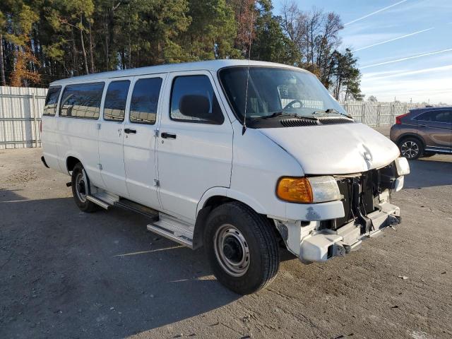 2B5WB35YXWK133885 - 1998 DODGE RAM WAGON B3500 WHITE photo 4