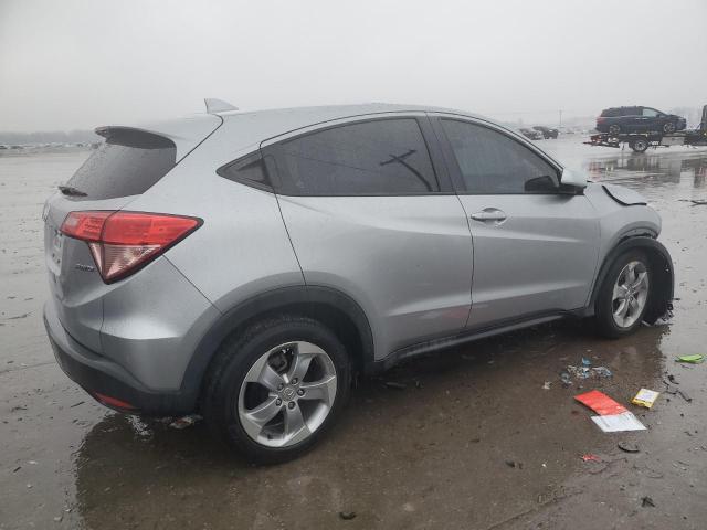 3CZRU6H34HG703857 - 2017 HONDA HR-V LX SILVER photo 3