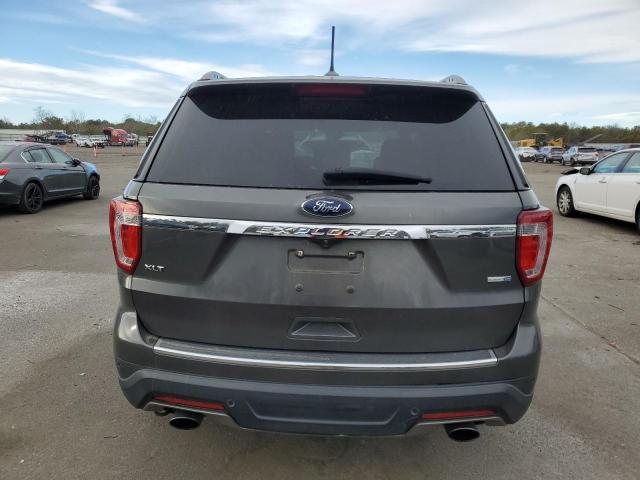 1FM5K8DHXJGC50476 - 2018 FORD EXPLORER XLT GRAY photo 6