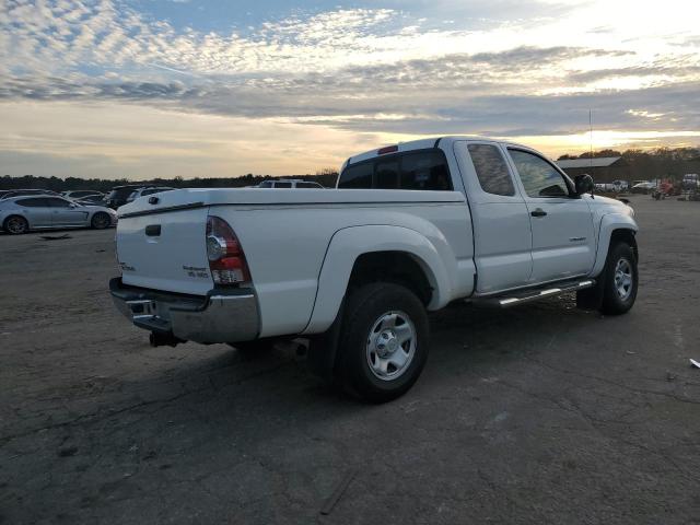 5TETU62N69Z666029 - 2009 TOYOTA TACOMA PRERUNNER ACCESS CAB WHITE photo 3